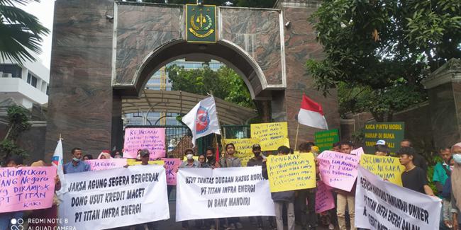 Kejagung Telaah Laporan Dugaan Kredit Macet PT Titan Group Hampir Rp 6 Triliun